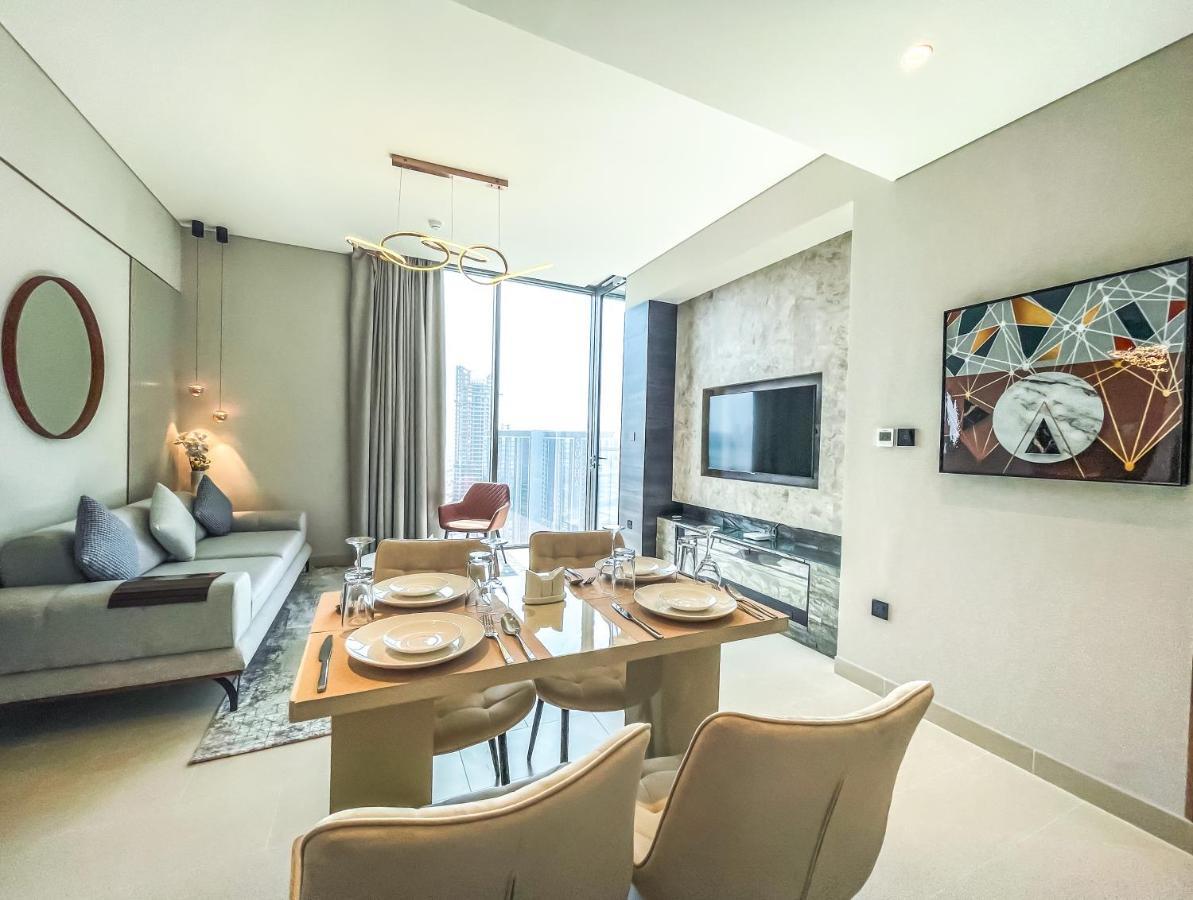 Stay By Latinem Luxury 2Br Holiday Home Cv B2513 Near Burj Khalifa ドバイ エクステリア 写真
